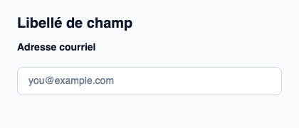 Brique de composition pour relier le libellé d’un champ personnalisé au focus de son éditeur.